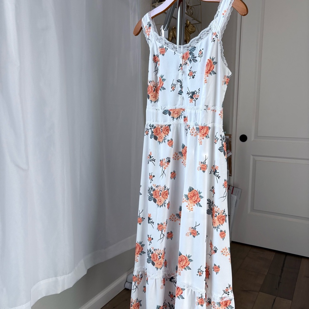Floral Sleeveless Maxi Dress
